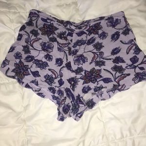 Kendall and Kylie floral scallop bottom shorts